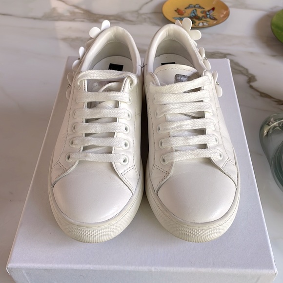 MARC JACOBS WHITE DAISY SNEAKERS - Picture 4 of 11